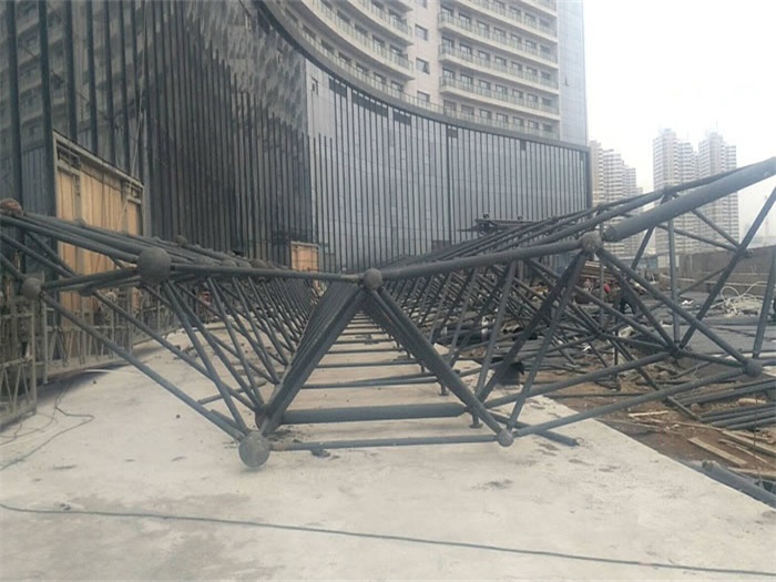 达州万豪酒店雨棚网架